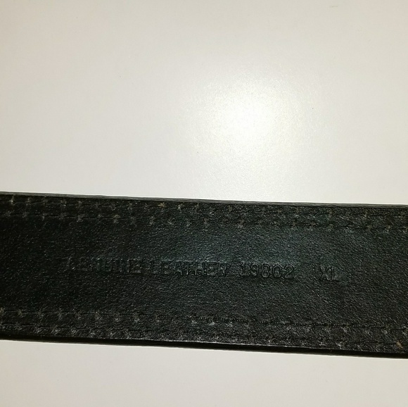 BLACK GENUINE LEATHER XL BELT NWOT 50.5 Inches main image 5